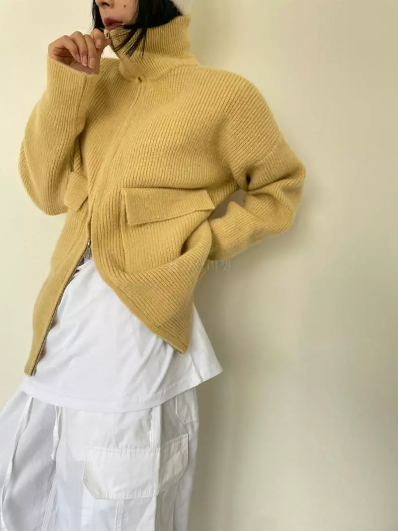 Level - Korean Women Fashion - #womensfashion - Day Pocket Knit Tee - 2