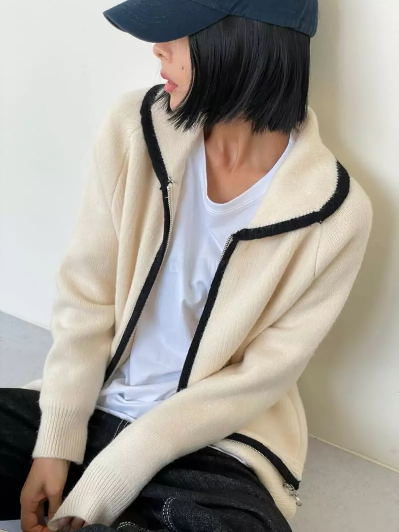 Level - Korean Women Fashion - #womensfashion - Line Zip-up Knit