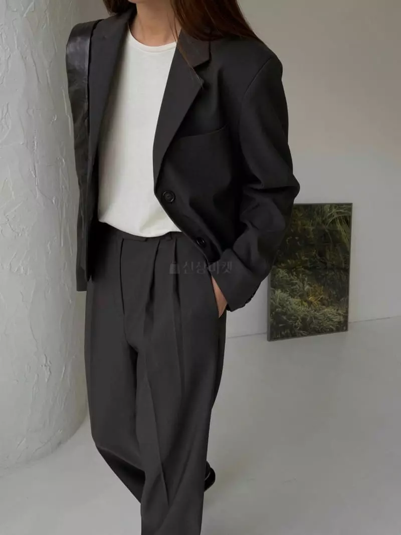 Libre - Korean Women Fashion - #vintageinspired - Crop Jacket - 5