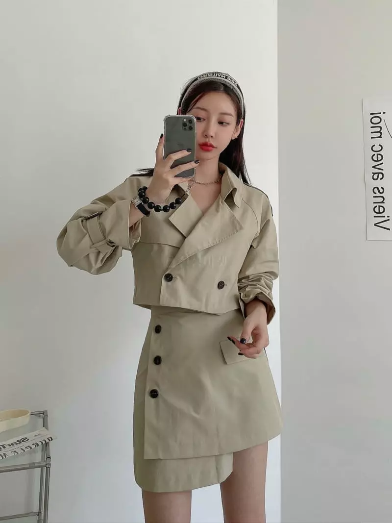 Lissom - Korean Women Fashion - #romanticstyle - Crop Jacket - 5