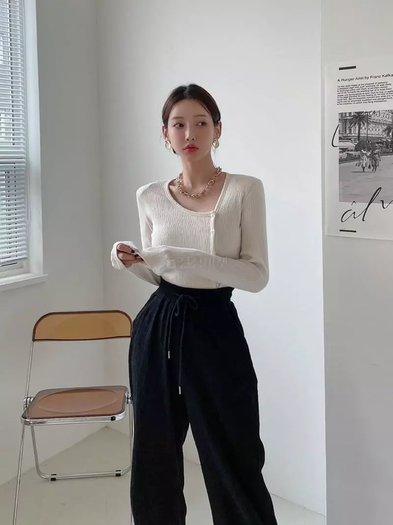 Lissom - Korean Women Fashion - #romanticstyle - Unbal Cardigan