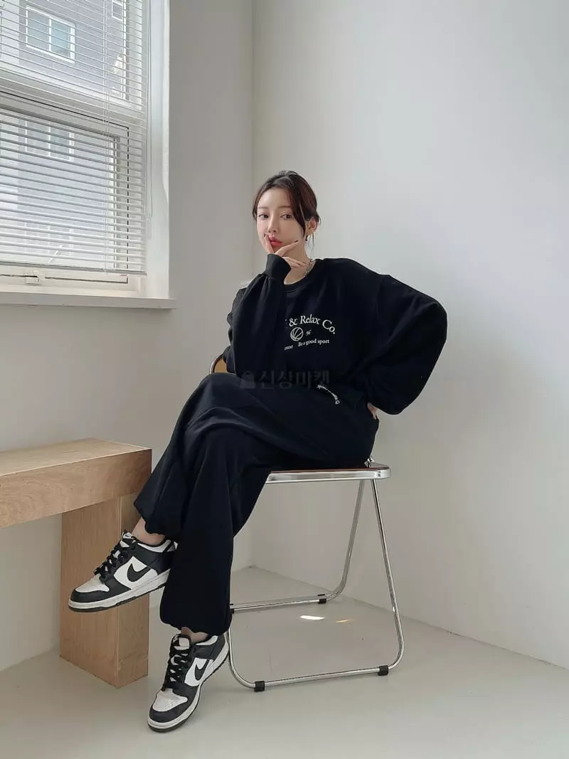 Lissom - Korean Women Fashion - #momslook - Moe Pants - 4