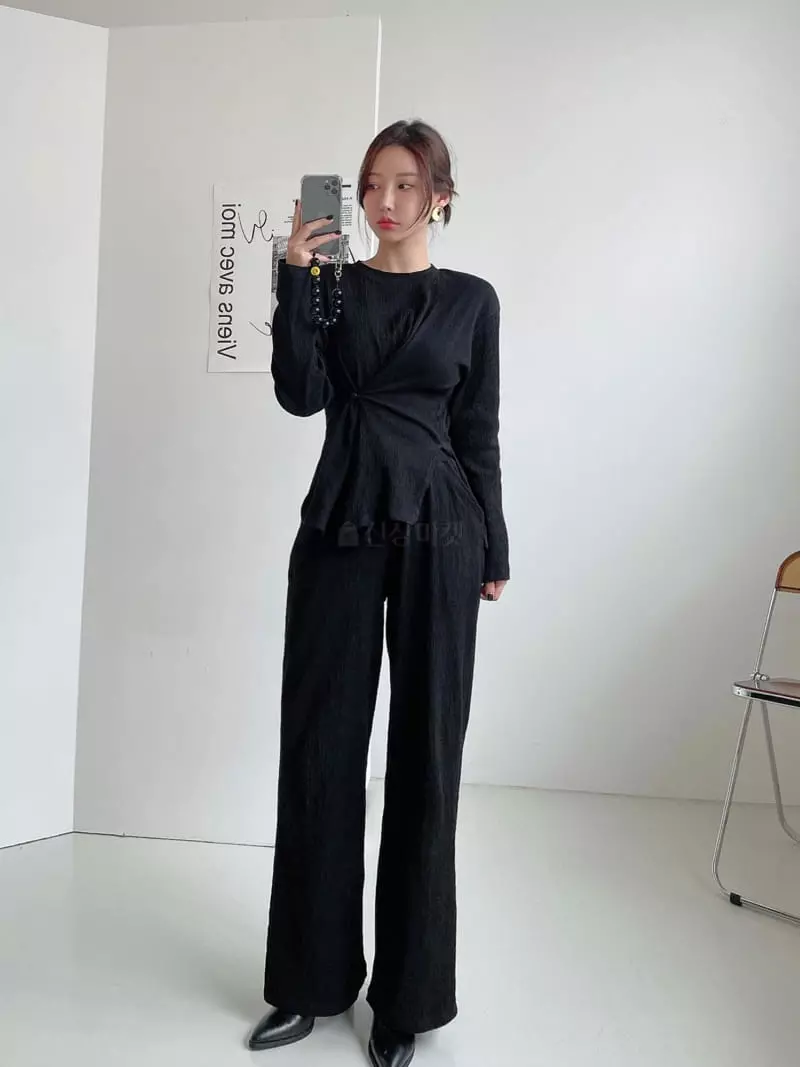 Lissom - Korean Women Fashion - #womensfashion - Loui Tee - 2