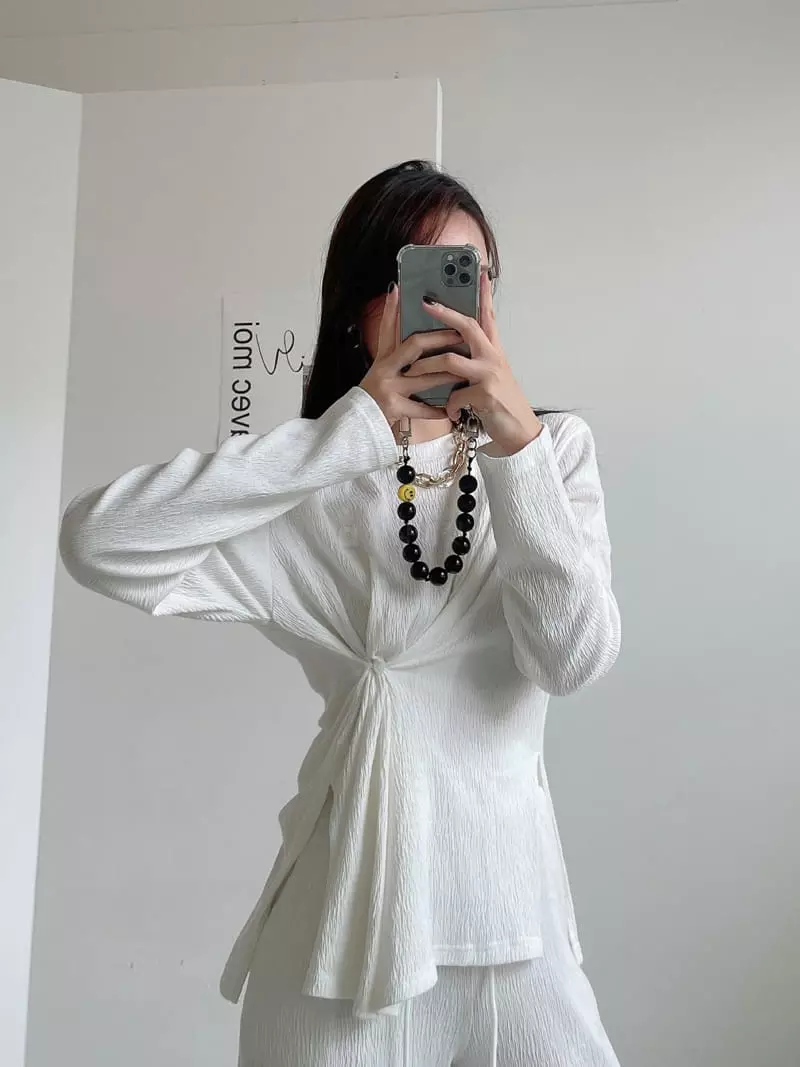 Lissom - Korean Women Fashion - #momslook - Loui Tee - 4