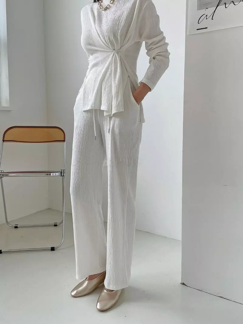 Lissom - Korean Women Fashion - #womensfashion - Loui Pants - 3