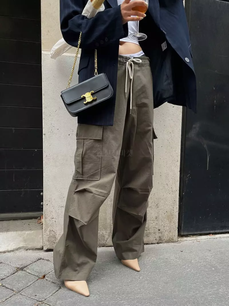 Liveaid - Korean Women Fashion - #momslook - Lip Pocket Pants - 10