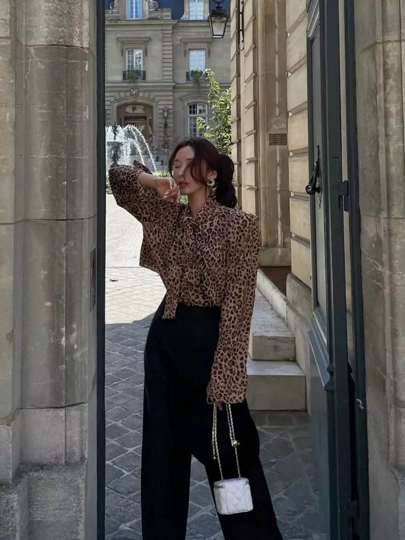 Liveaid - Korean Women Fashion - #momslook - Lop Tie Blouse - 11