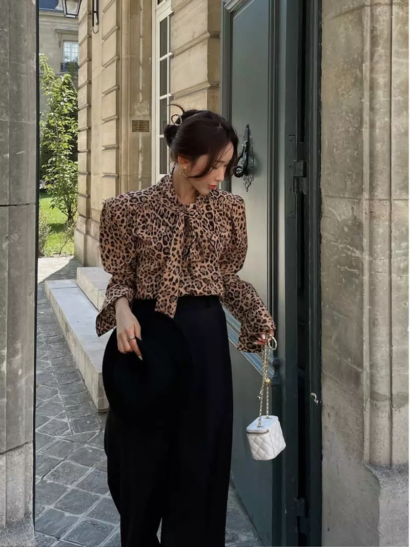 Liveaid - Korean Women Fashion - #momslook - Lop Tie Blouse - 7