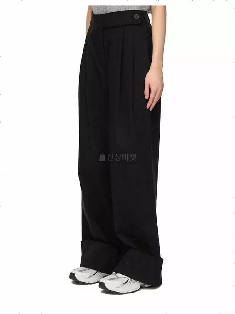 Logon - Korean Women Fashion - #womensfashion - Roll Up Pants - 4