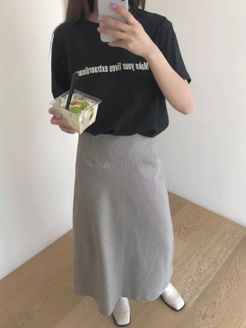 Logon - Korean Women Fashion - #momslook - Make Tee - 11