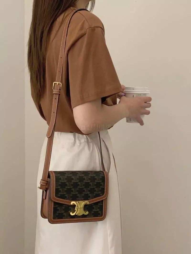 Logon - Korean Women Fashion - #momslook - Make Tee - 9