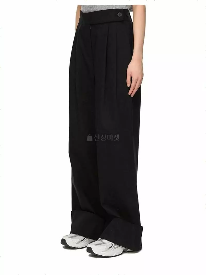 Logon - Korean Women Fashion - #womensfashion - Roll Up Pants - 7