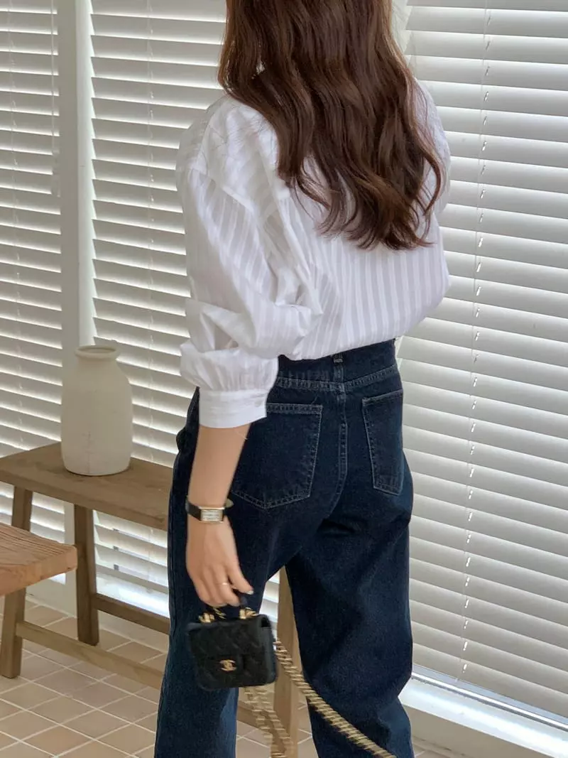 Loringrei - Korean Women Fashion - #thelittlethings - R Embroidery Blouse - 4