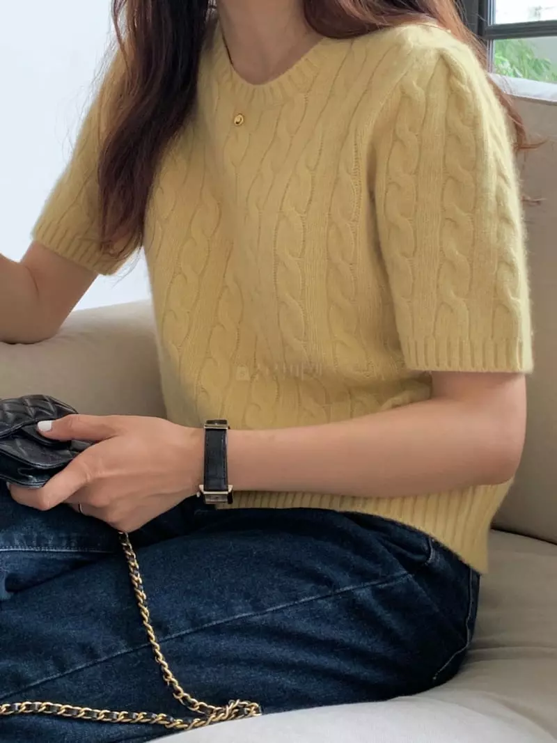 Loringrei - Korean Women Fashion - #momslook - Cable Shirring Knit Tee - 4