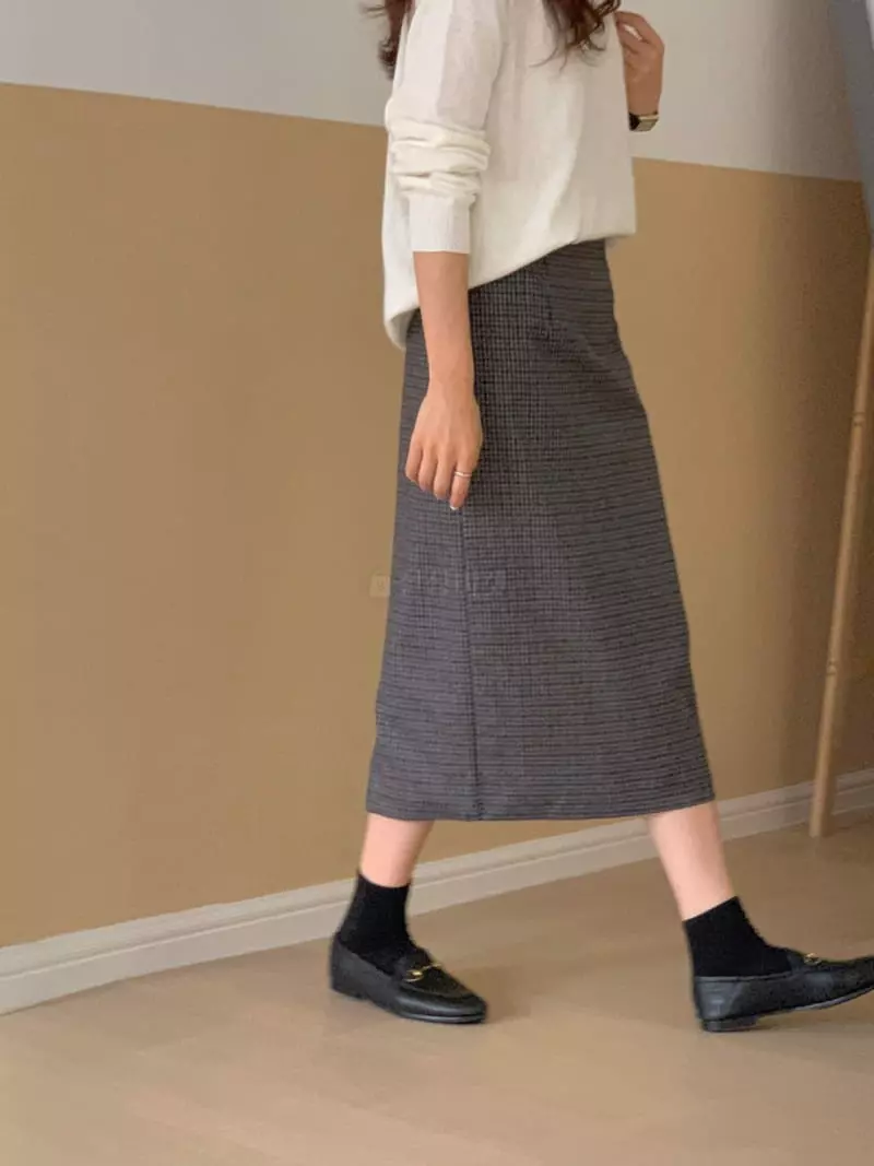Loringrei - Korean Women Fashion - #restrostyle - B Check Wool Skirt - 2