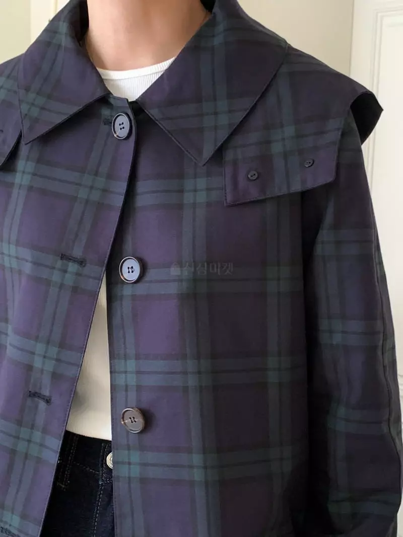 Loringrei - Korean Women Fashion - #restrostyle - B Check Hoody Coat