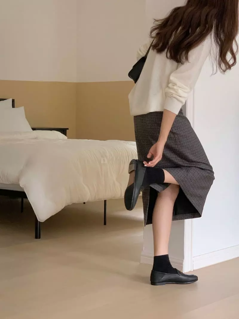 Loringrei - Korean Women Fashion - #romanticstyle - B Check Wool Skirt - 3