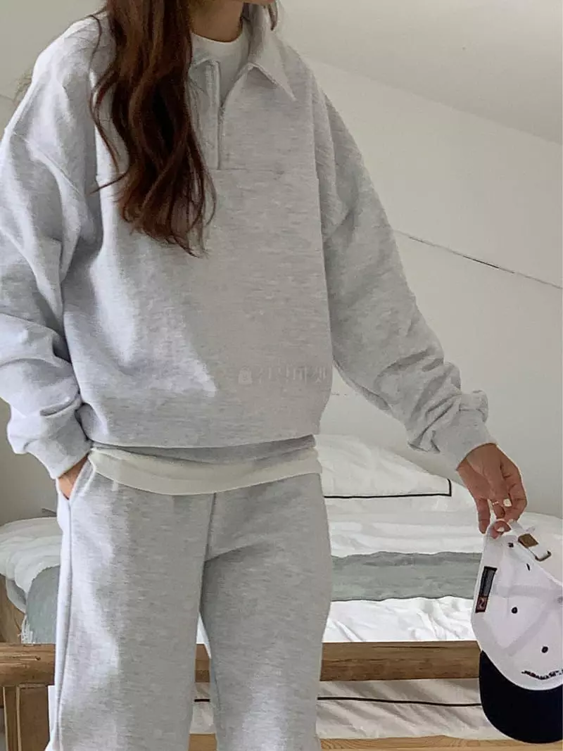 Loringrei - Korean Women Fashion - #womensfashion - Terry Collar Zip-up Sweatshirt