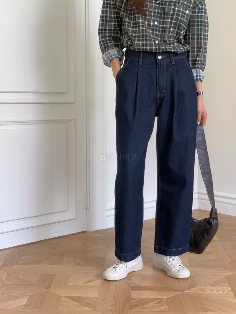 Loringrei - Korean Women Fashion - #womensfashion - Callic Bijo Jeans - 7