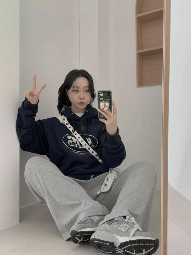 Lous - Korean Women Fashion - #vintageinspired - Lous Hoody Tee - 7