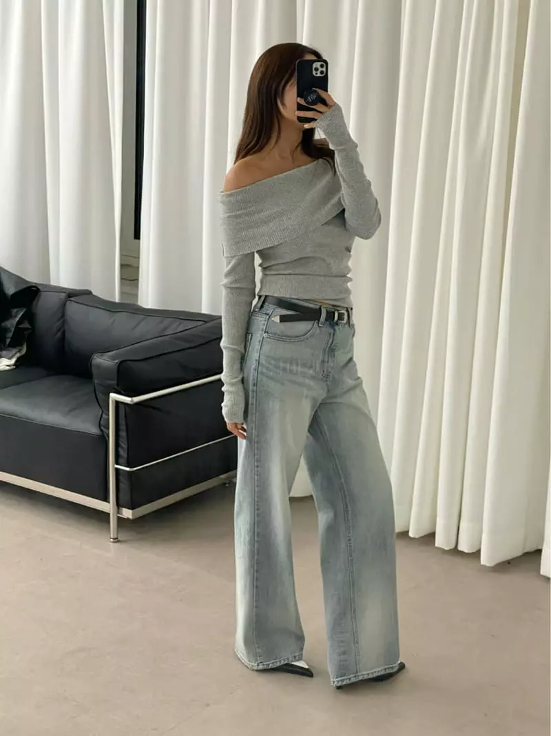 Lowburn - Korean Women Fashion - #womensfashion - Lami Off Shoulder Tee - 4