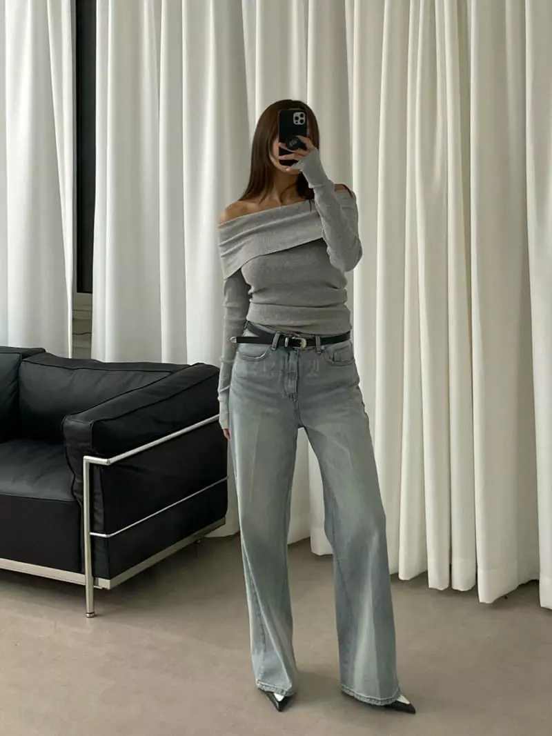 Lowburn - Korean Women Fashion - #womensfashion - Lami Off Shoulder Tee - 3