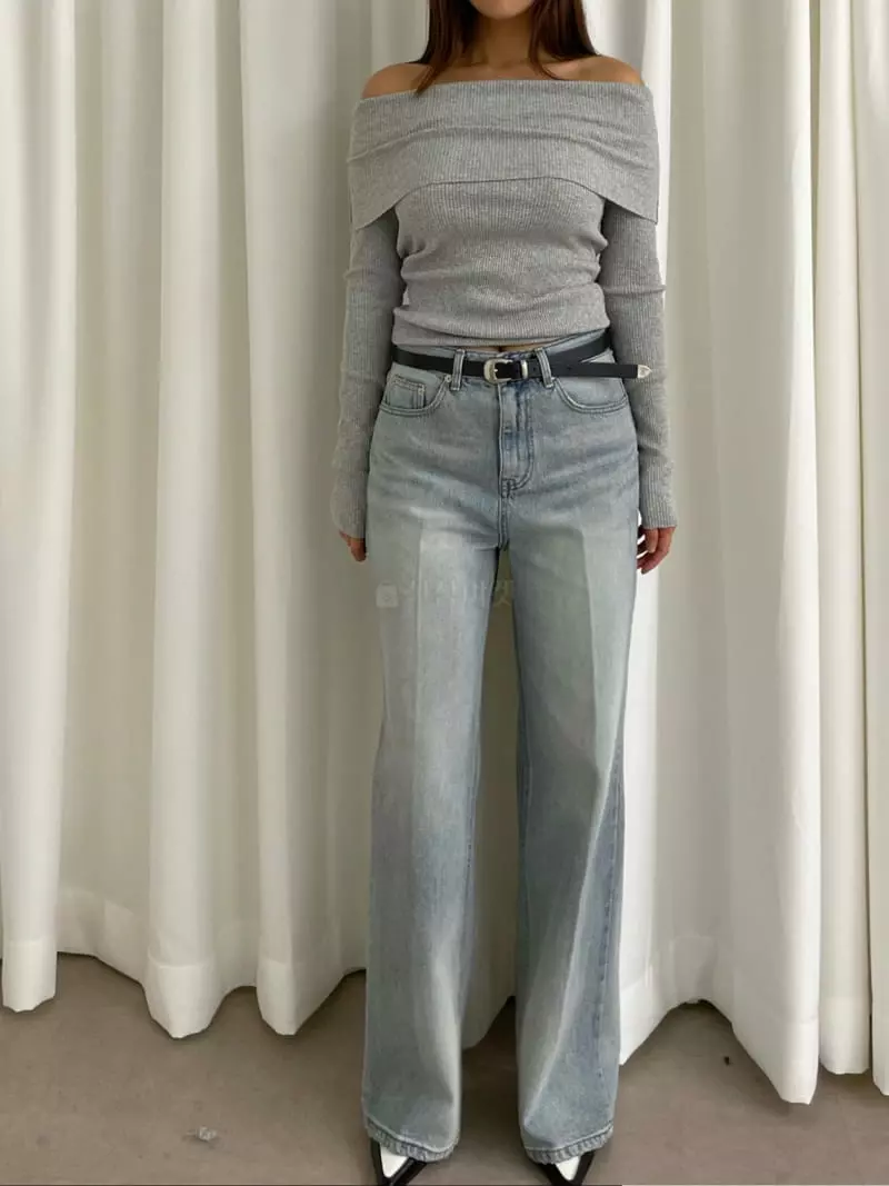 Lowburn - Korean Women Fashion - #womensfashion - Lami Off Shoulder Tee - 5