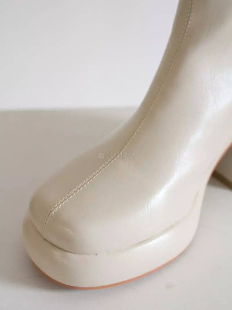 Lowkun - Korean Women Fashion - #thelittlethings - Y0132 Boots - 9