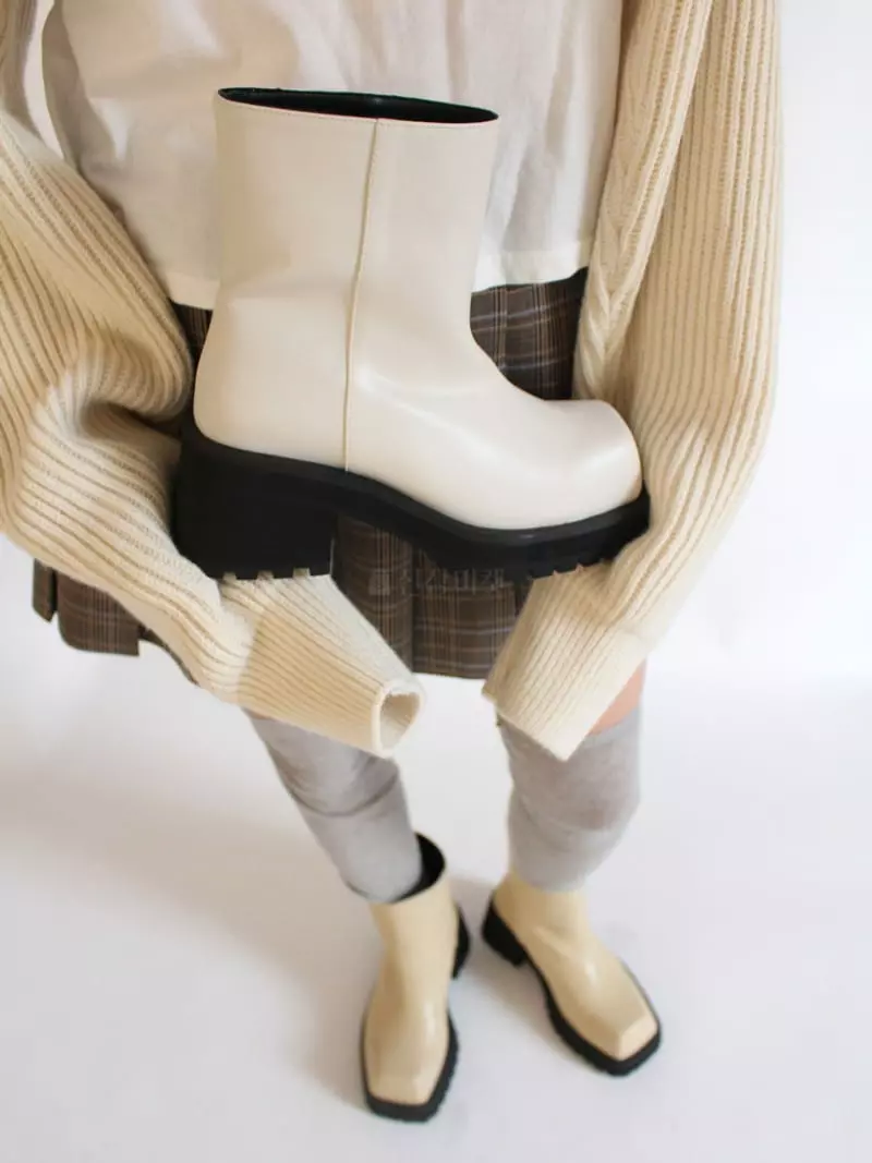 Lowkun - Korean Women Fashion - #thelittlethings - Y0130 Boots - 7