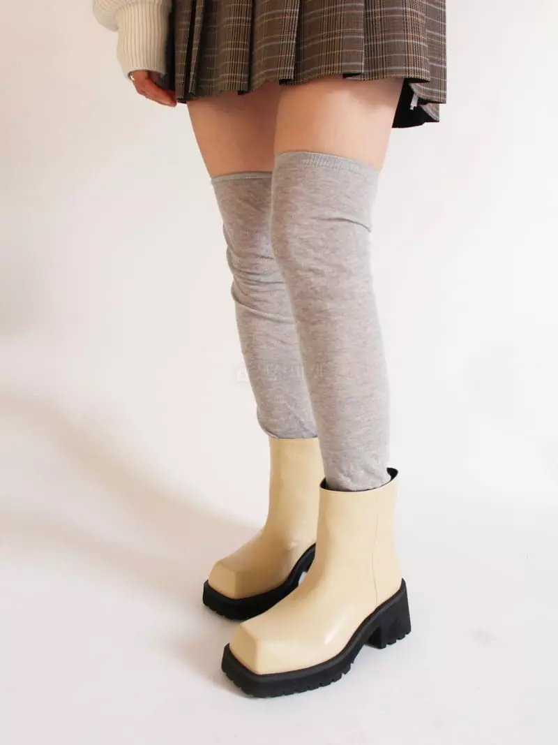 Lowkun - Korean Women Fashion - #vintagekidsstyle - Y0130 Boots