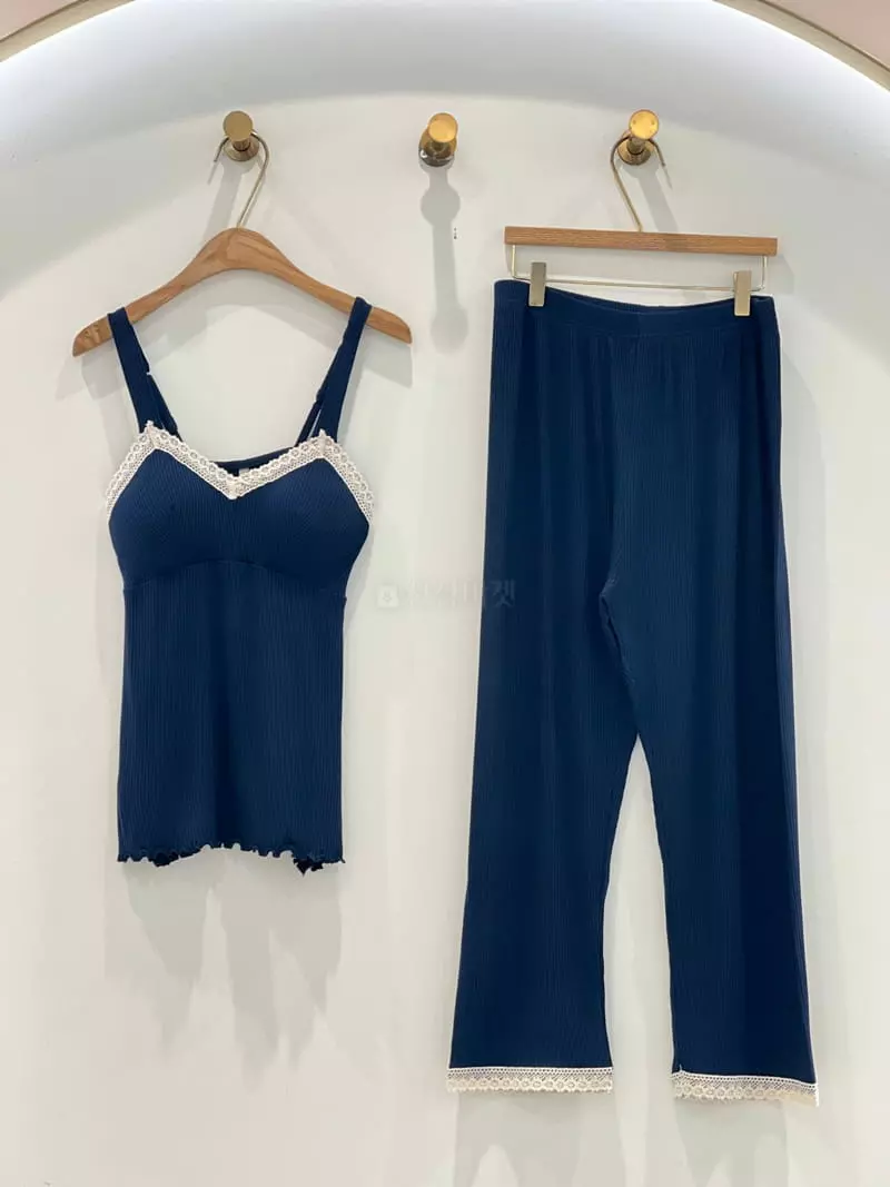 Lunaluz - Korean Women Fashion - #momslook - Fread Sleeveless Homwear - 8