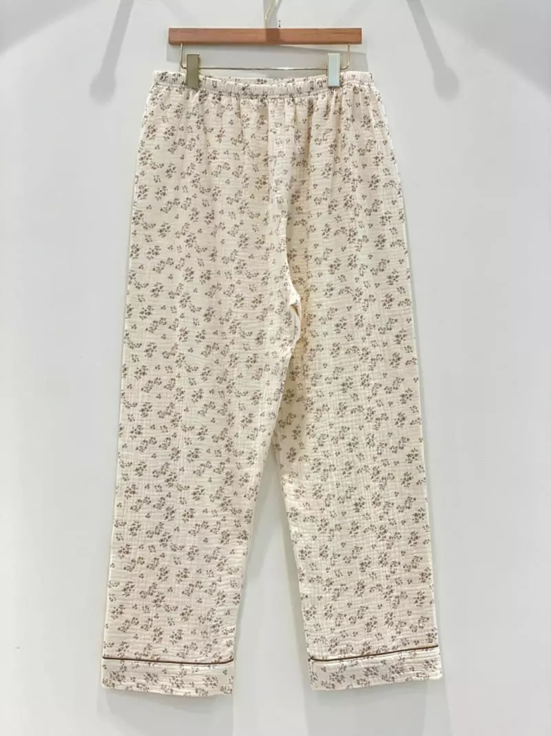 Lunaluz - Korean Women Fashion - #restrostyle - Sono Flower Two-piece Pajama - 2
