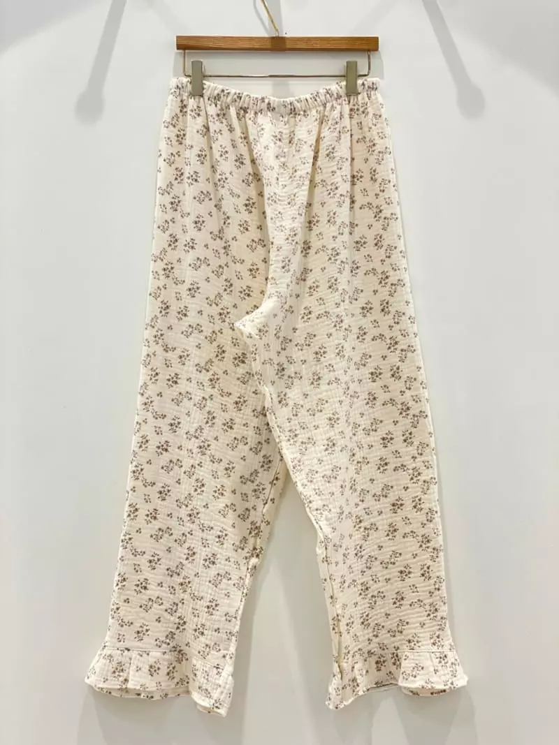 Lunaluz - Korean Women Fashion - #romanticstyle - Sono Flower Round Two-piece - 2