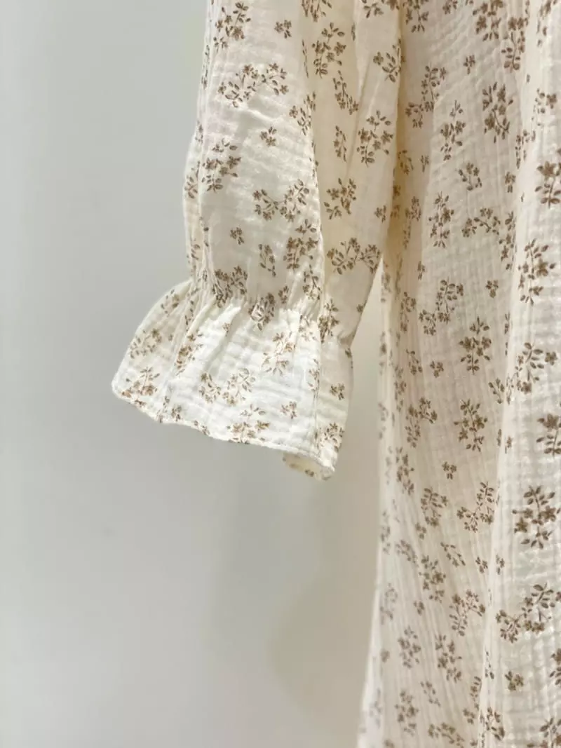 Lunaluz - Korean Women Fashion - #romanticstyle - Sono Flower Sleeves One-piece - 4