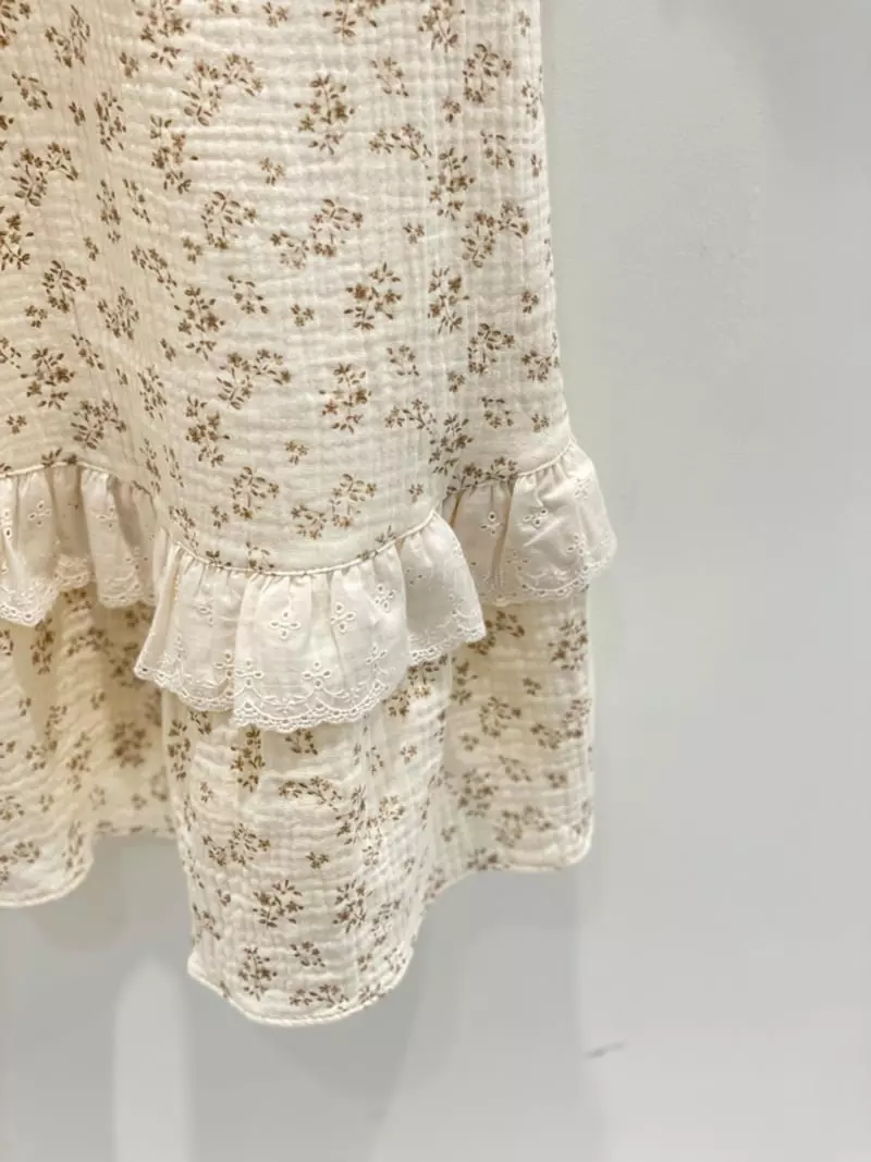 Lunaluz - Korean Women Fashion - #womensfashion - Sono Flower Sleeves One-piece - 10