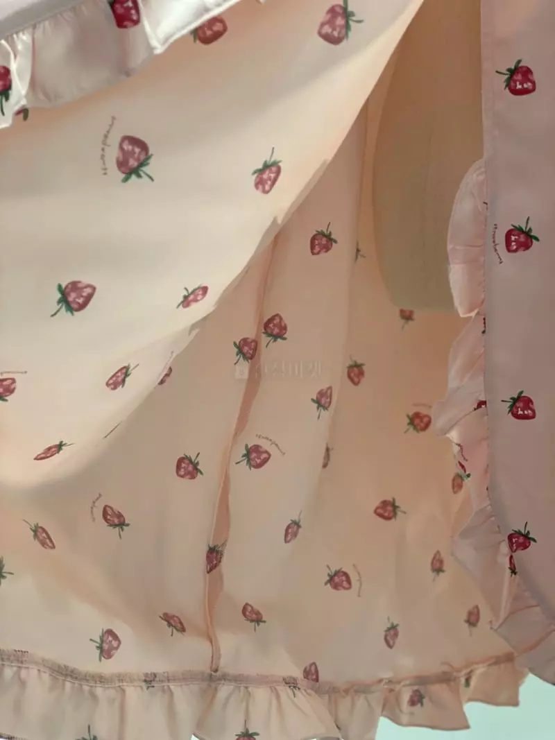 Lunaluz - Korean Women Fashion - #womensfashion - Merry Berrry Wrap Gawn - 5