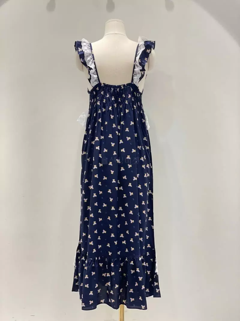 Lunaluz - Korean Women Fashion - #momslook - Laf Bear Sleeveless One-piece - 4
