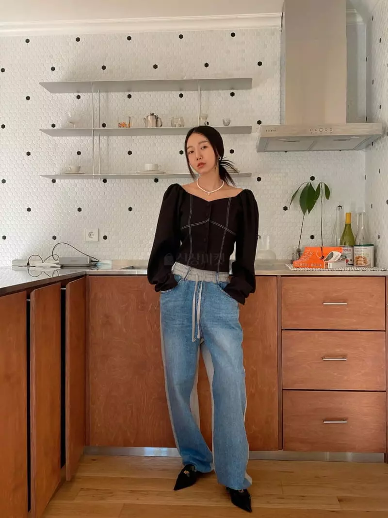 Made - Korean Women Fashion - #momslook - Line Blouse