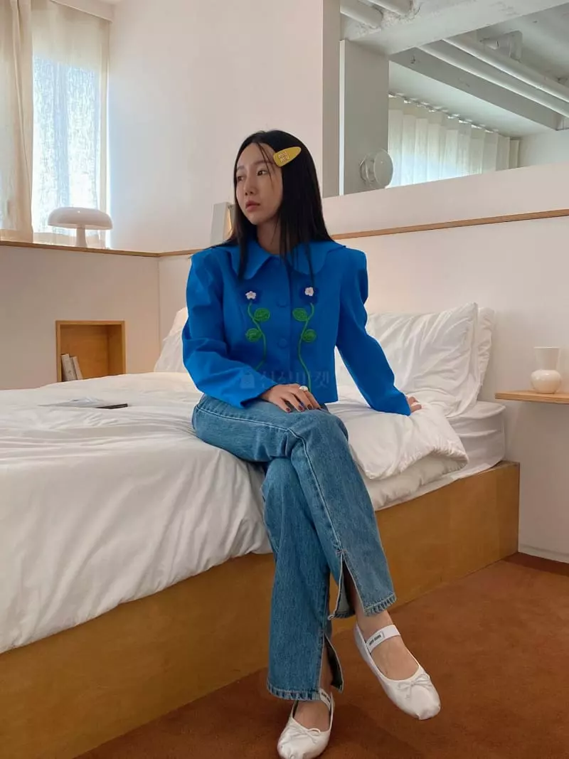 Made - Korean Women Fashion - #momslook - D Flower Jacket - 5