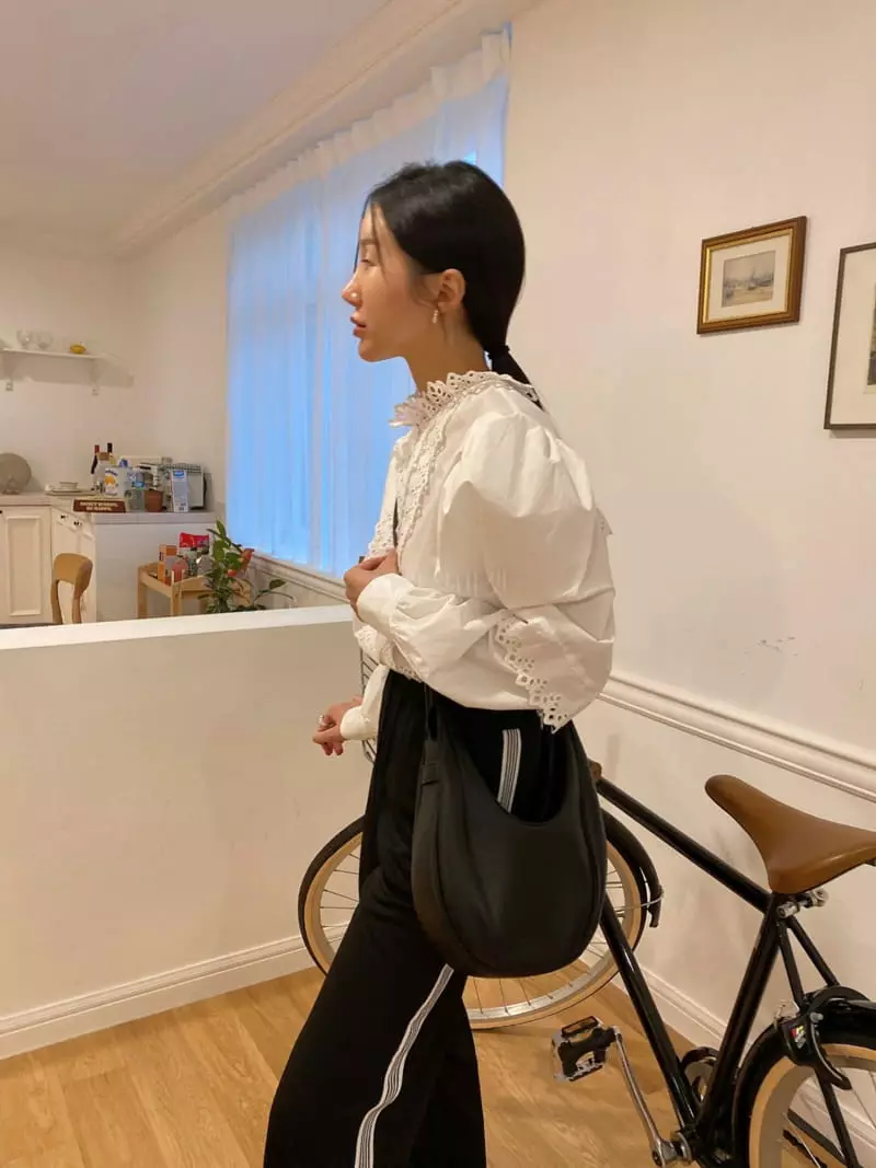 Made - Korean Women Fashion - #shopsmall - Serdic Blouse - 2