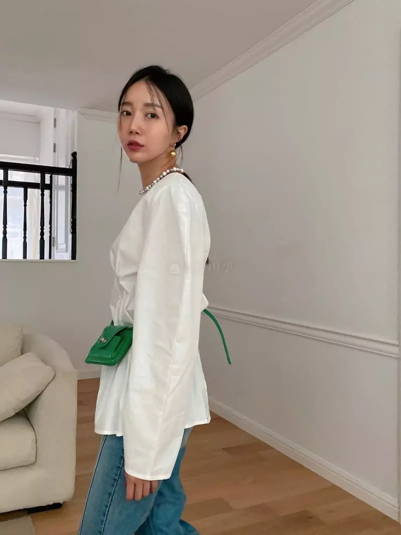 Made - Korean Women Fashion - #thatsdarling - Opening Blouse - 12
