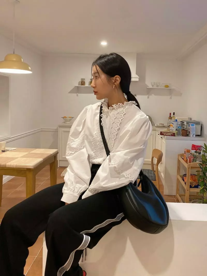 Made - Korean Women Fashion - #thatsdarling - Serdic Blouse - 4