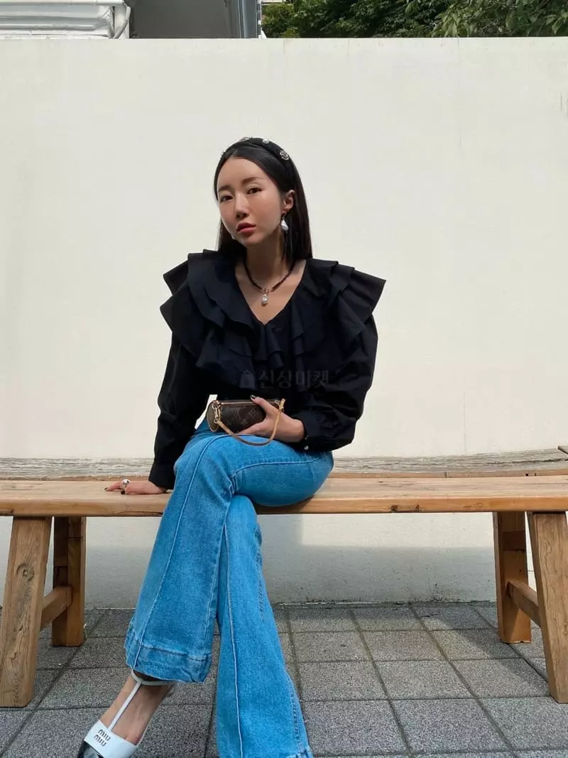 Made - Korean Women Fashion - #vintagekidsstyle - Signal Blouse - 9
