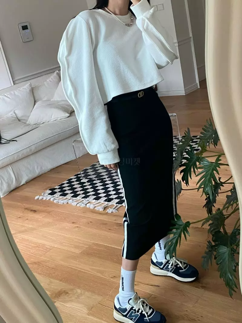 Made - Korean Women Fashion - #momslook - Wiggle Tee - 4