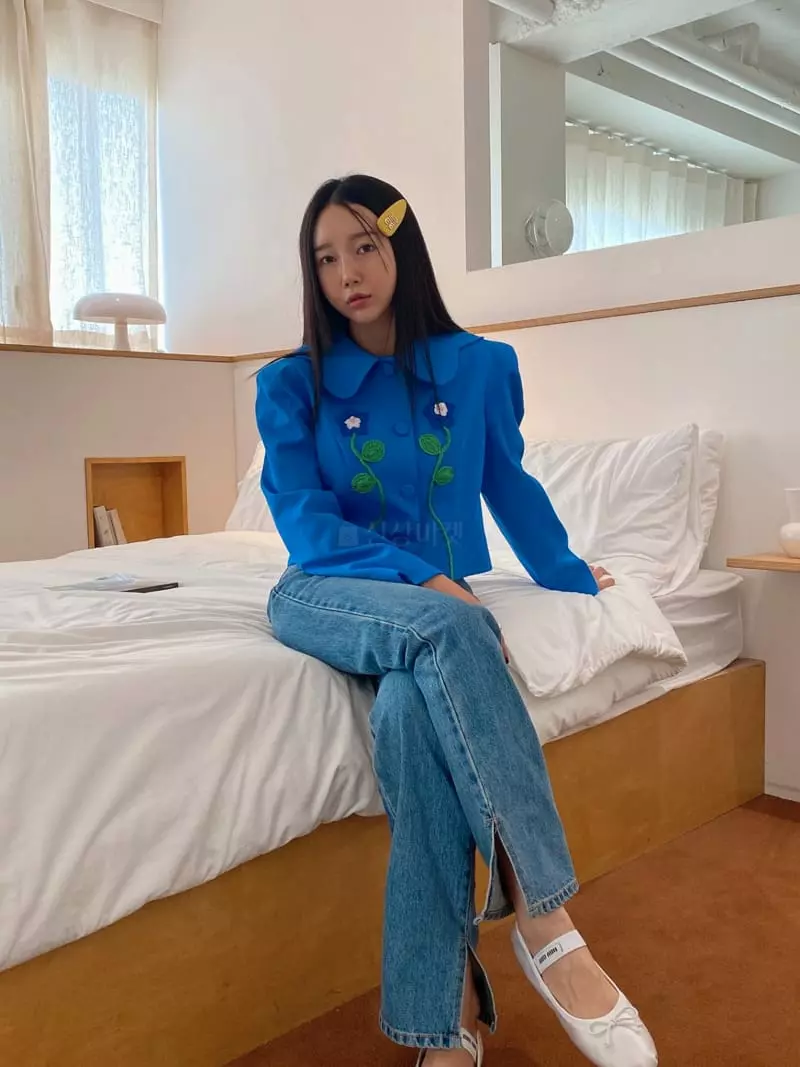 Made - Korean Women Fashion - #momslook - D Flower Jacket - 4