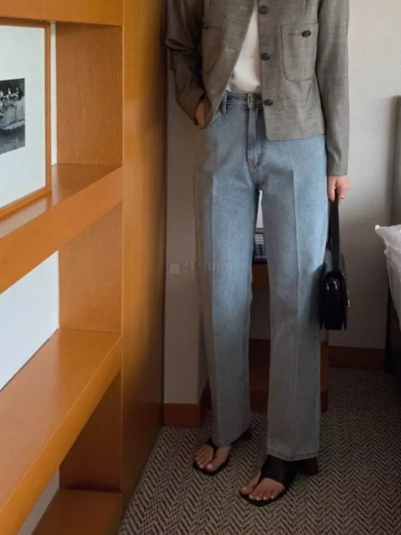 Magnet - Korean Women Fashion - #momslook - Page Jeans - 5