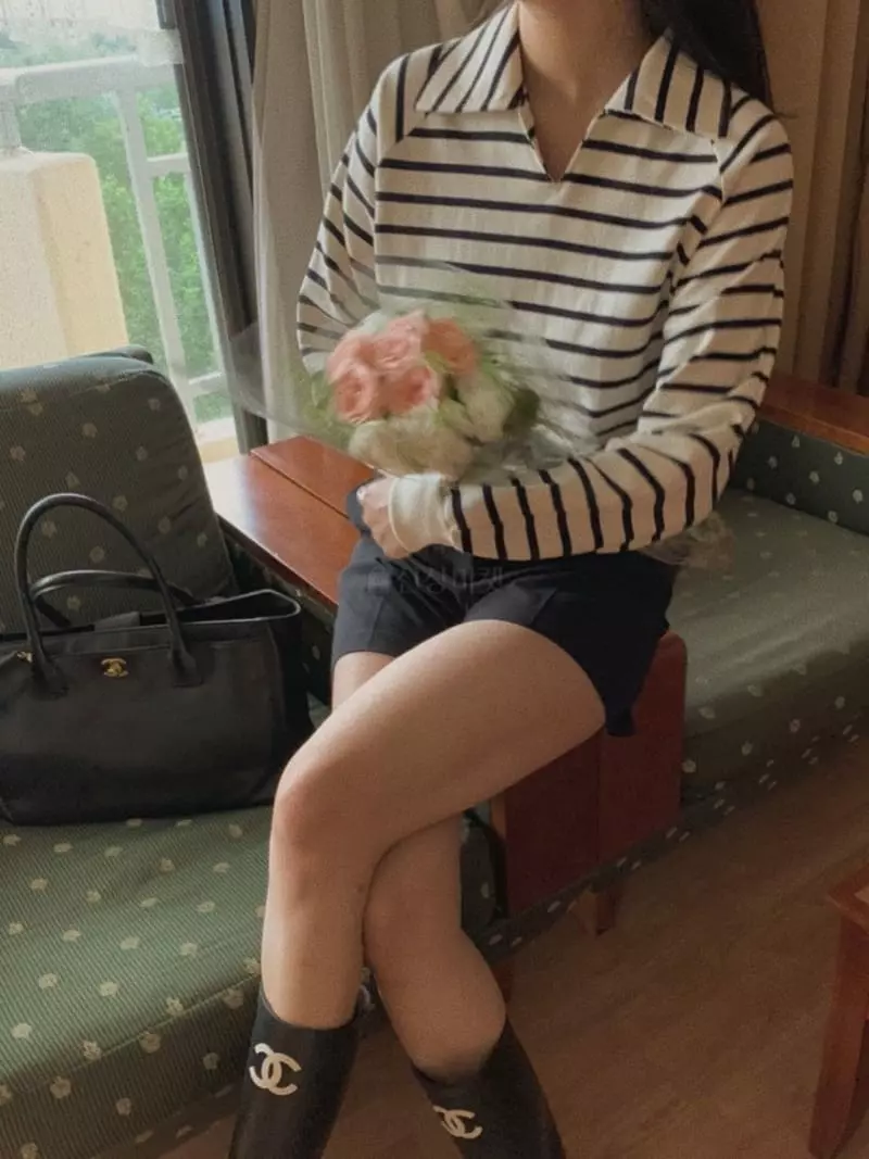 Magnet - Korean Women Fashion - #momslook - Stripes Sweatshirt - 3
