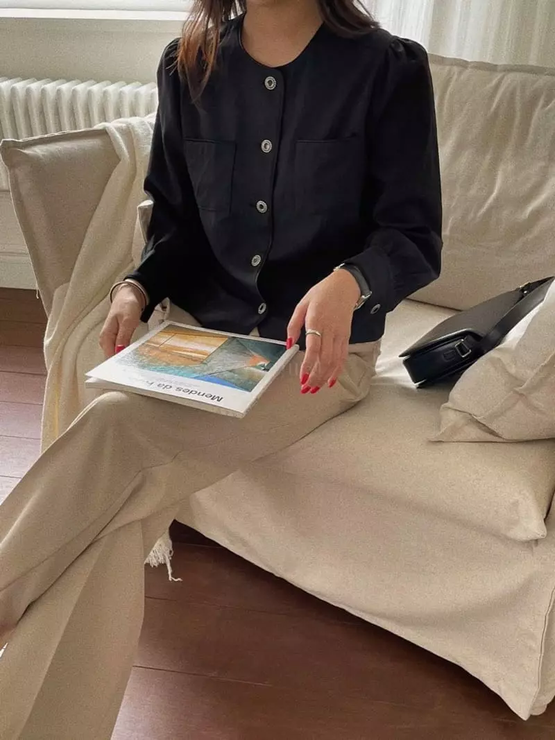 Magnet - Korean Women Fashion - #thelittlethings - Rain Line Blouse - 4