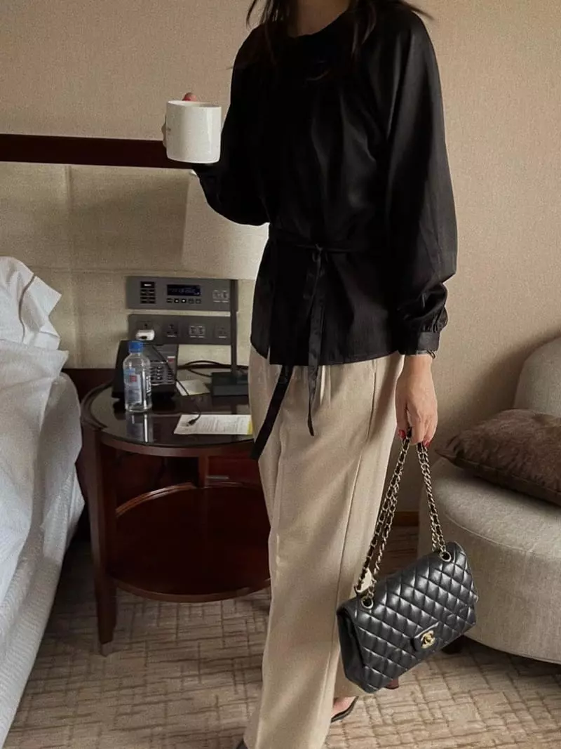 Magnet - Korean Women Fashion - #womensfashion - Raon Blouse - 4