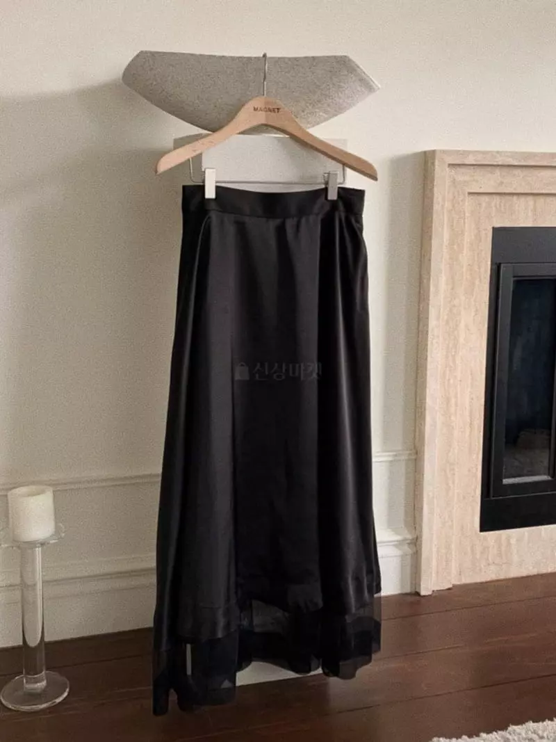 Magnet - Korean Women Fashion - #pursuepretty - Satin Sha Skirt - 7